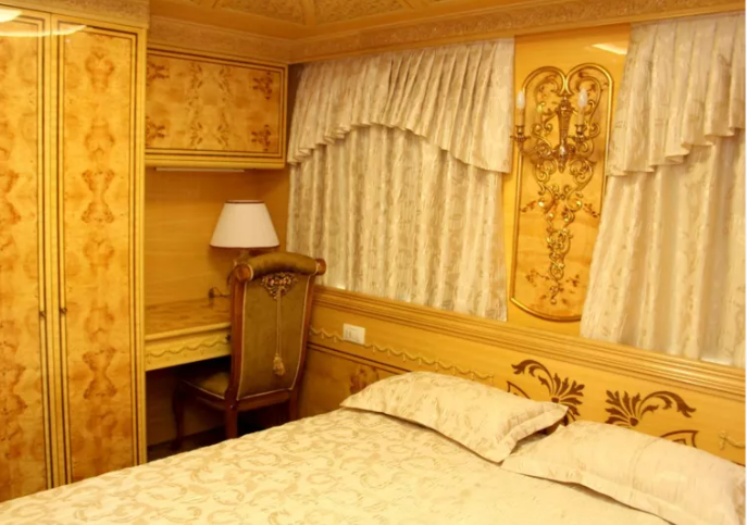 Тільки для обраних. Як виглядають VIP-вагони Укрзалізниці, які недоступні звичайним пасажирам